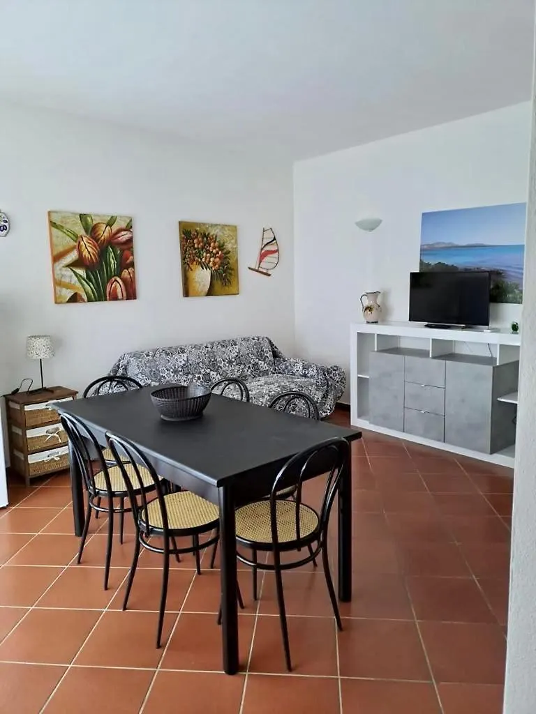 Daire La Misuaglia Appartamento N302 Isola Rossa